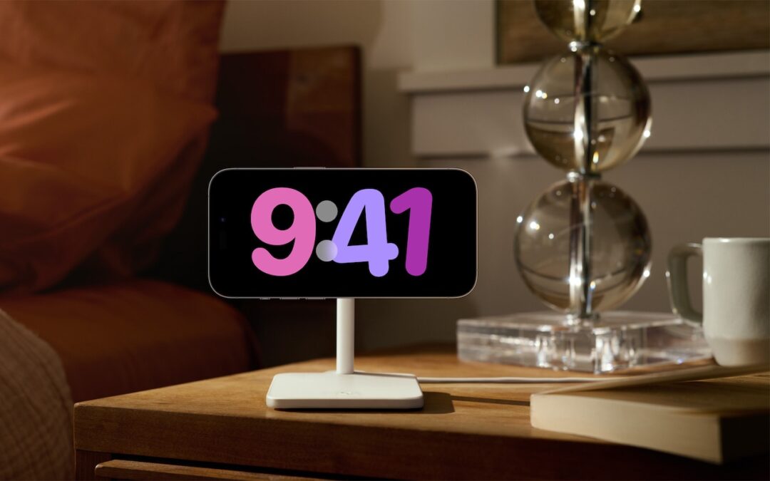 The new Standby mode turns your iPhone into a digital picture frame, clock, or customizable widget display—and it remembers which approach you prefer in different locations. | Go2G2.com
