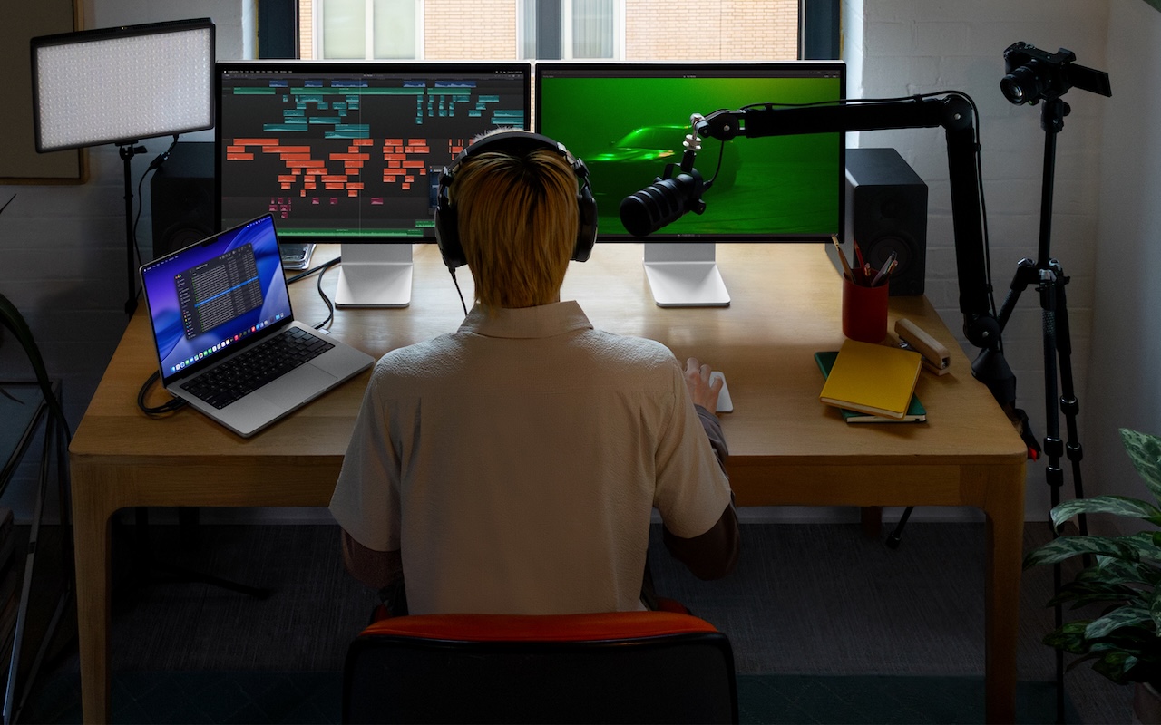 New Apple Creator Studio Bundles Pro Apps | go2g2.com