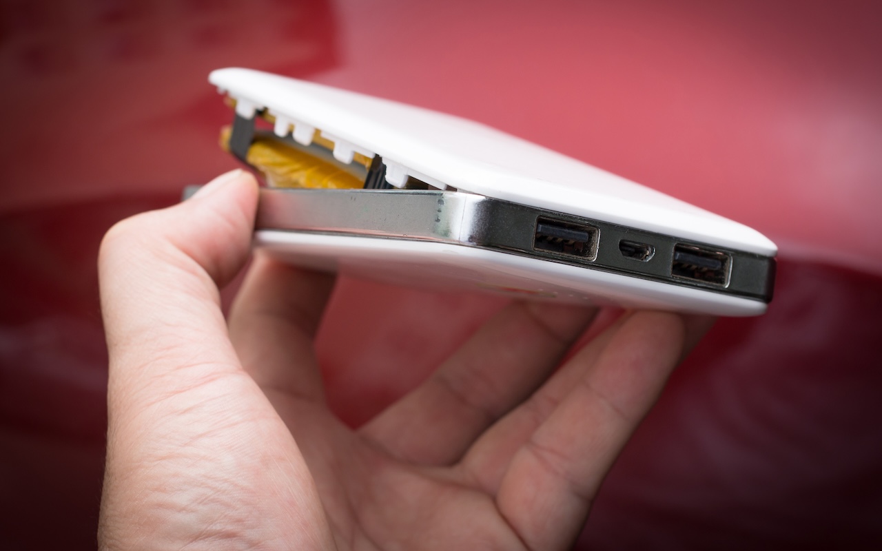 Today’s Fire Prevention Tip: Avoid Cheap Lithium-Ion Batteries | go2g2.com